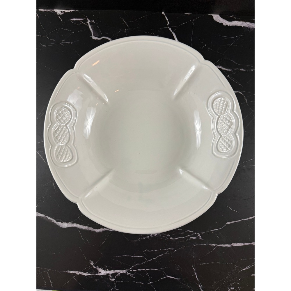 VINTAGE California Pottery USA White Large Bowl Basin Quilt Pattern 13in